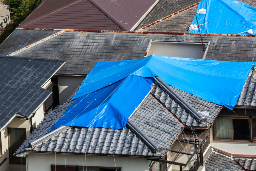 roof emergency tarping services